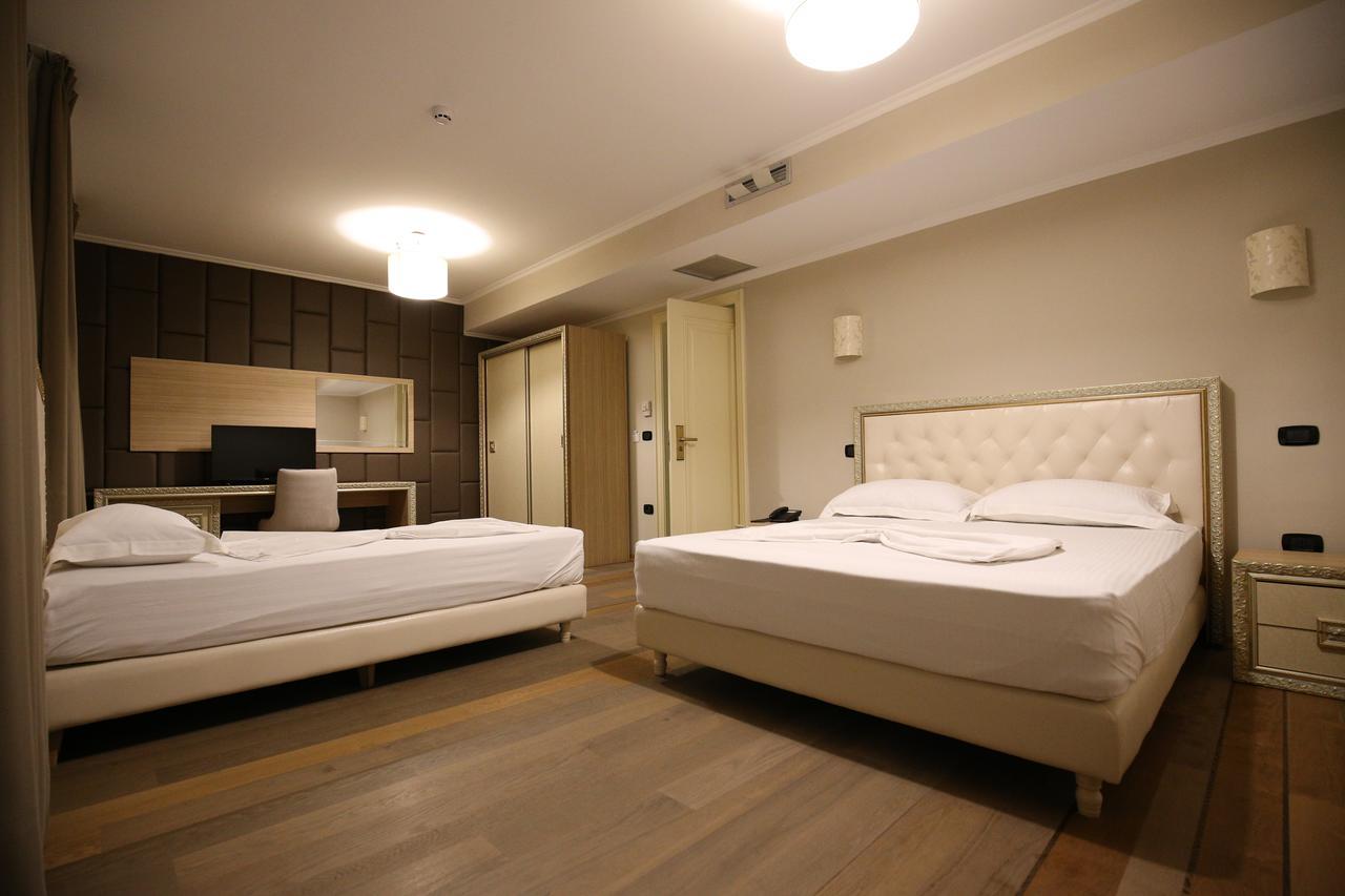 Germany Hotel Durres Exterior photo